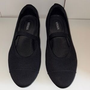Women's VIVAIA Black Ballet Flats